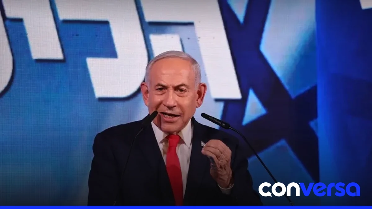 Votantes en una cabina electoral en una comunidad árabe de Israel.