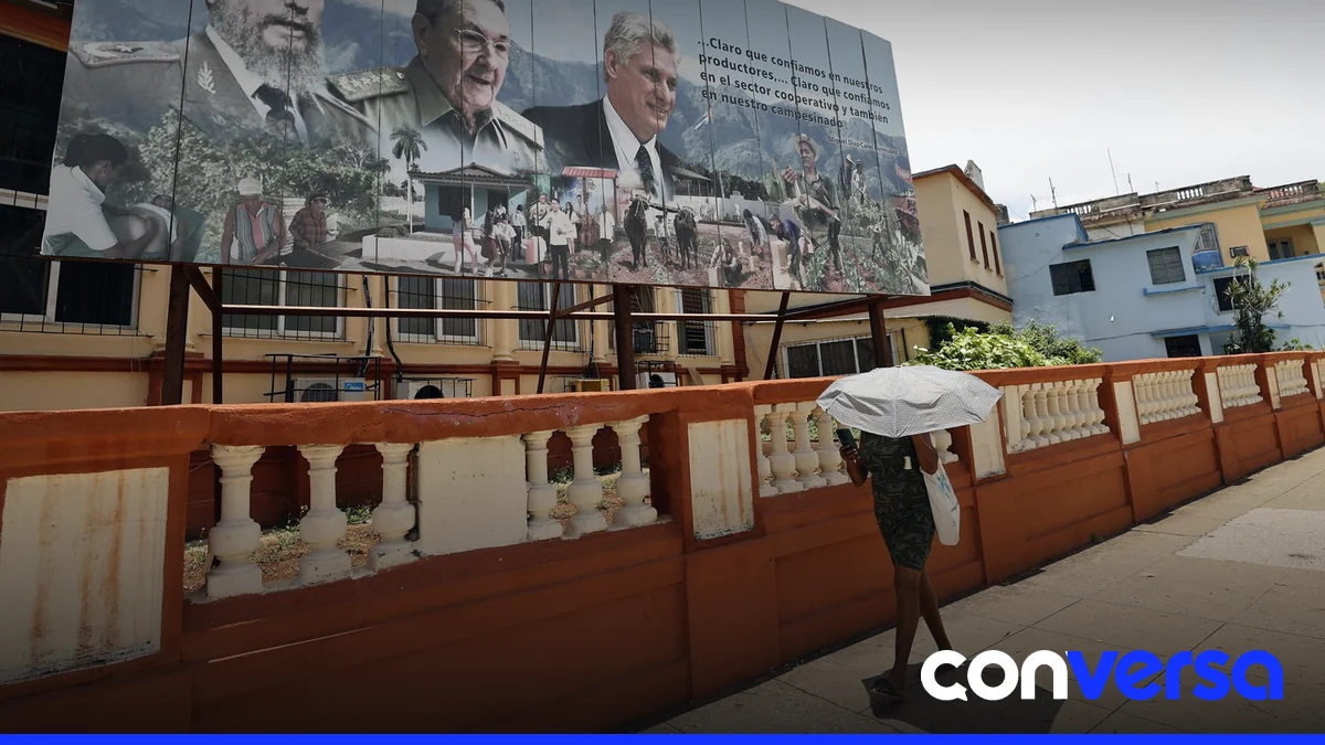 Imagen de archivo mostrando a Raúl Castro en una ceremonia oficial en Cuba.