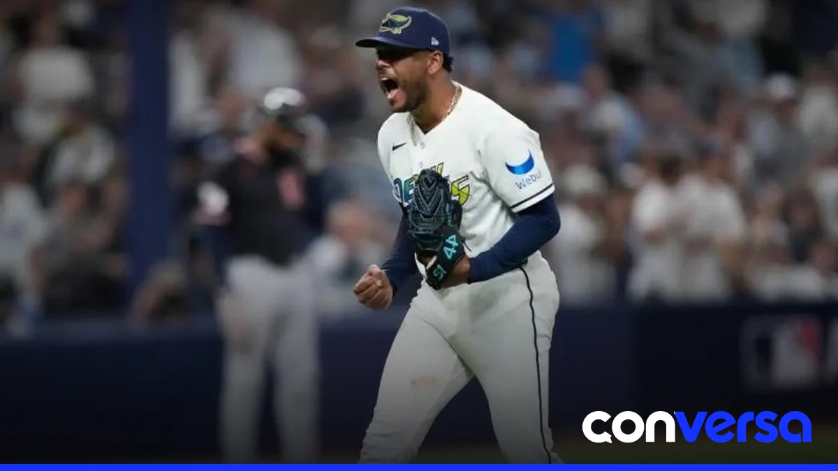 Jugadores de los Rays en el campo durante la Serie Mundial.