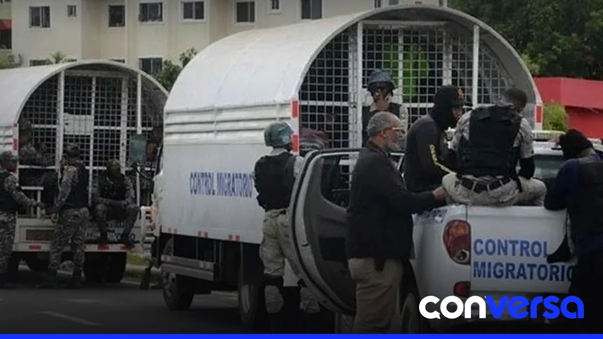 Agentes de la Dirección General de Migración realizan operaciones de interdicción en la frontera.