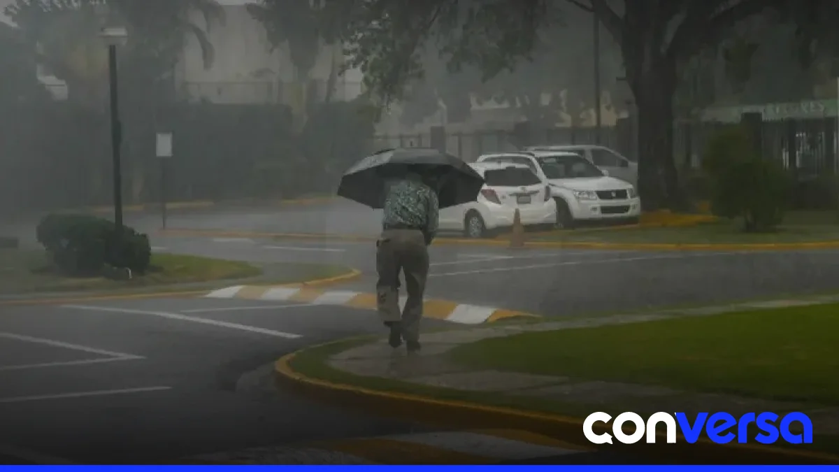 Imagen de un mapa con rutas de ciclones en el Atlántico y el Caribe.