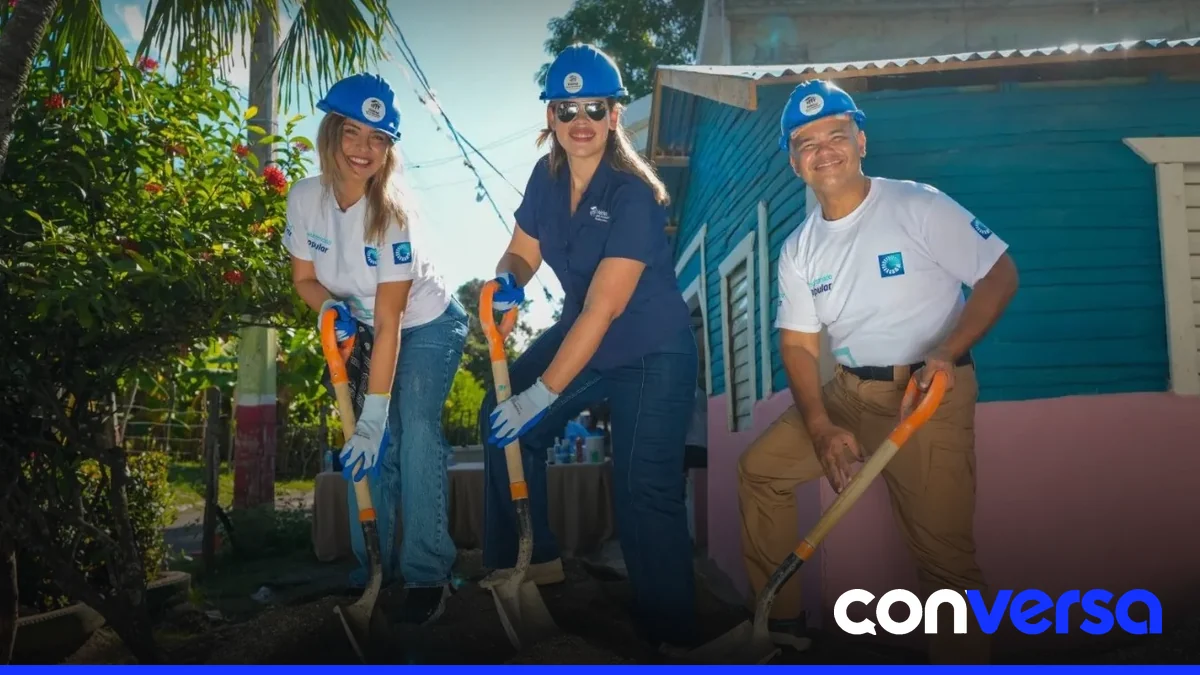 Voluntarios del Banco Popular y Hábitat Dominicana trabajan en la mejora de viviendas en Yaguate.