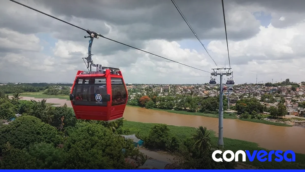 Imagen del teleférico en Santo Domingo con condiciones climáticas adversas.