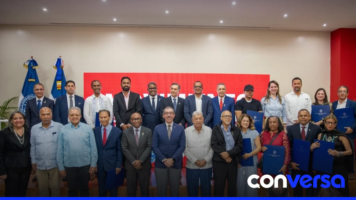 Reconocimiento a ex dirigentes del movimiento estudiantil en la UASD.
