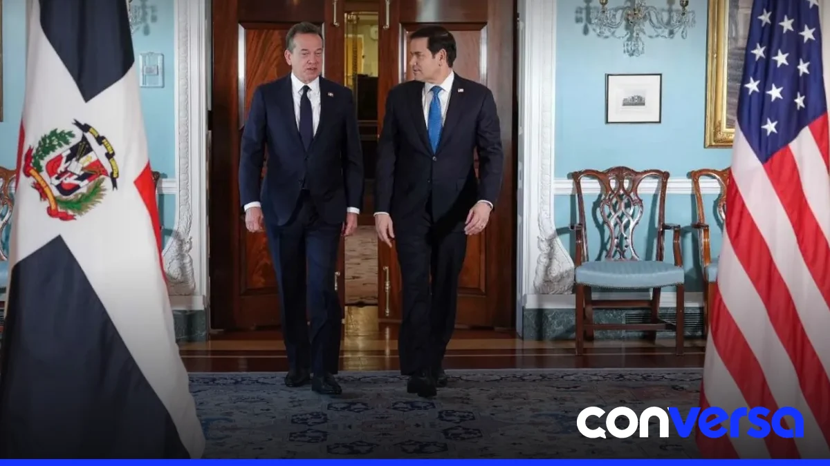 Foto de archivo del canciller Víctor-Ito Bisonó en Washington.