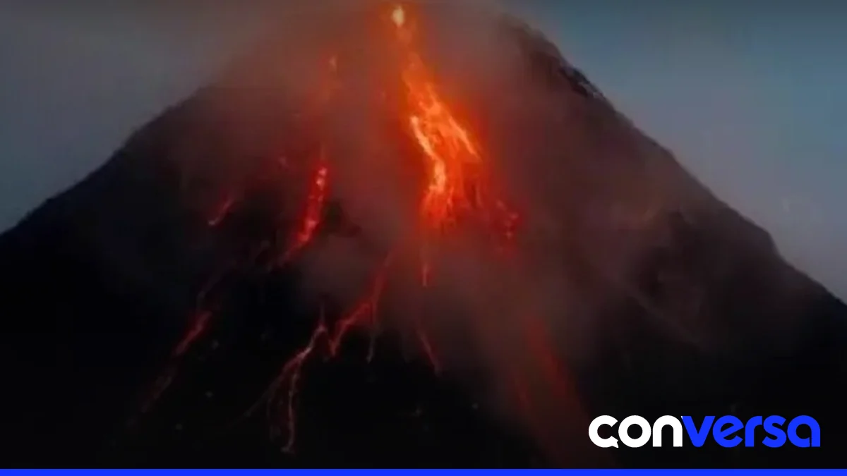Familias evacuadas tras la erupción del volcán Mayón en Filipinas.
