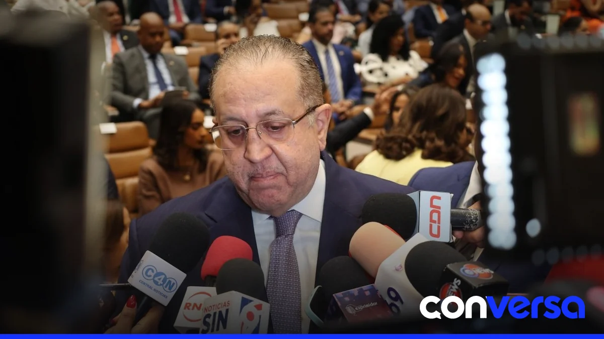 Ministro de Hacienda y Economía, Magín Díaz, durante la celebración del aniversario 79 del Banco Central.