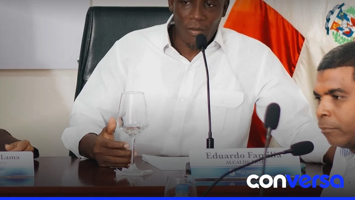 Funcionarios municipales de Villa Hermosa deben devolver aumentos salariales ilegales según sentencia judicial.