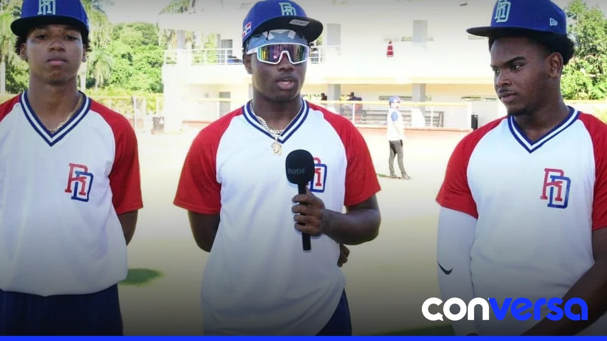 Jugadores dominicanos en entrenamiento en IPL Academy, en el municipio de Guerra.