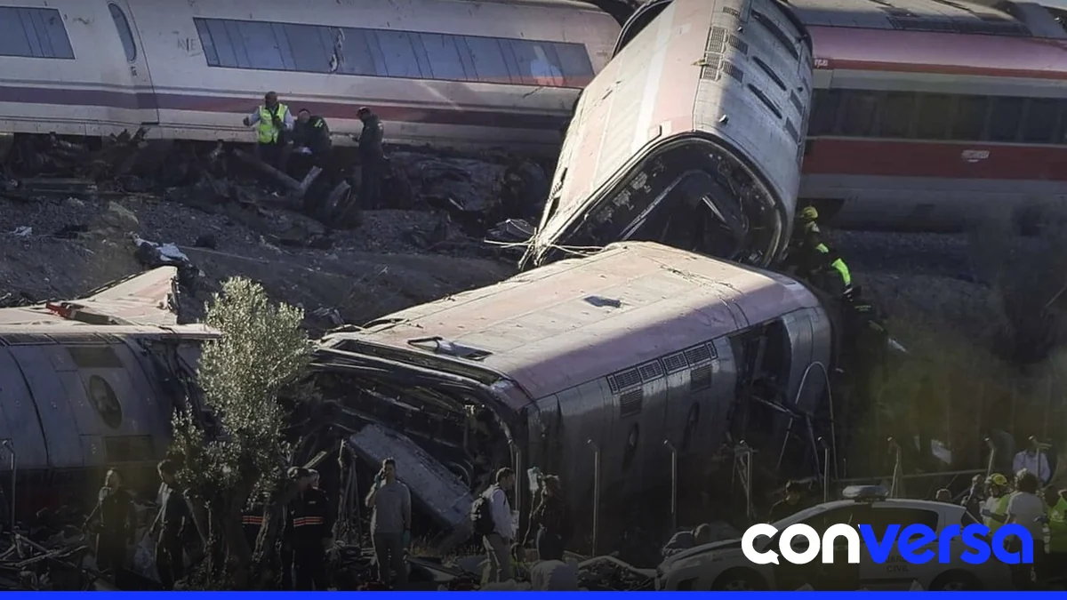 Imagen de un tren de alta velocidad en la provincia de Toledo, España.