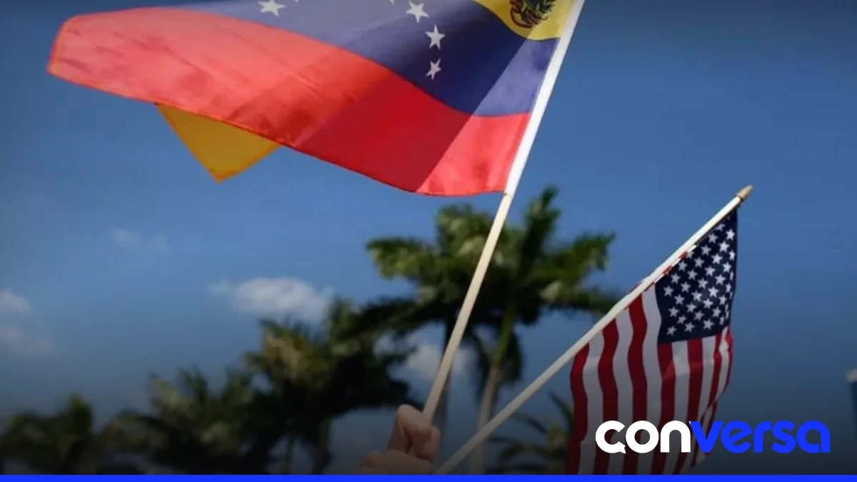 Imagen de un funcionario estadounidense en una conferencia de prensa sobre Venezuela.