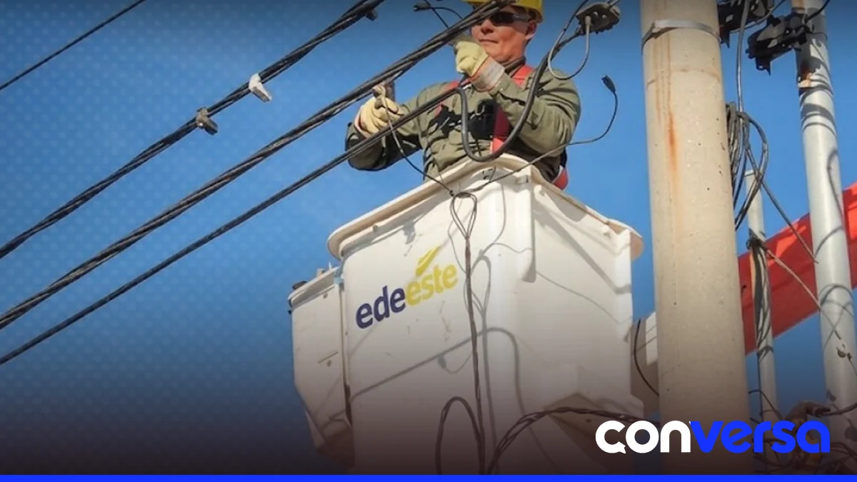 Imagen que muestra una instalación eléctrica en una zona urbana.