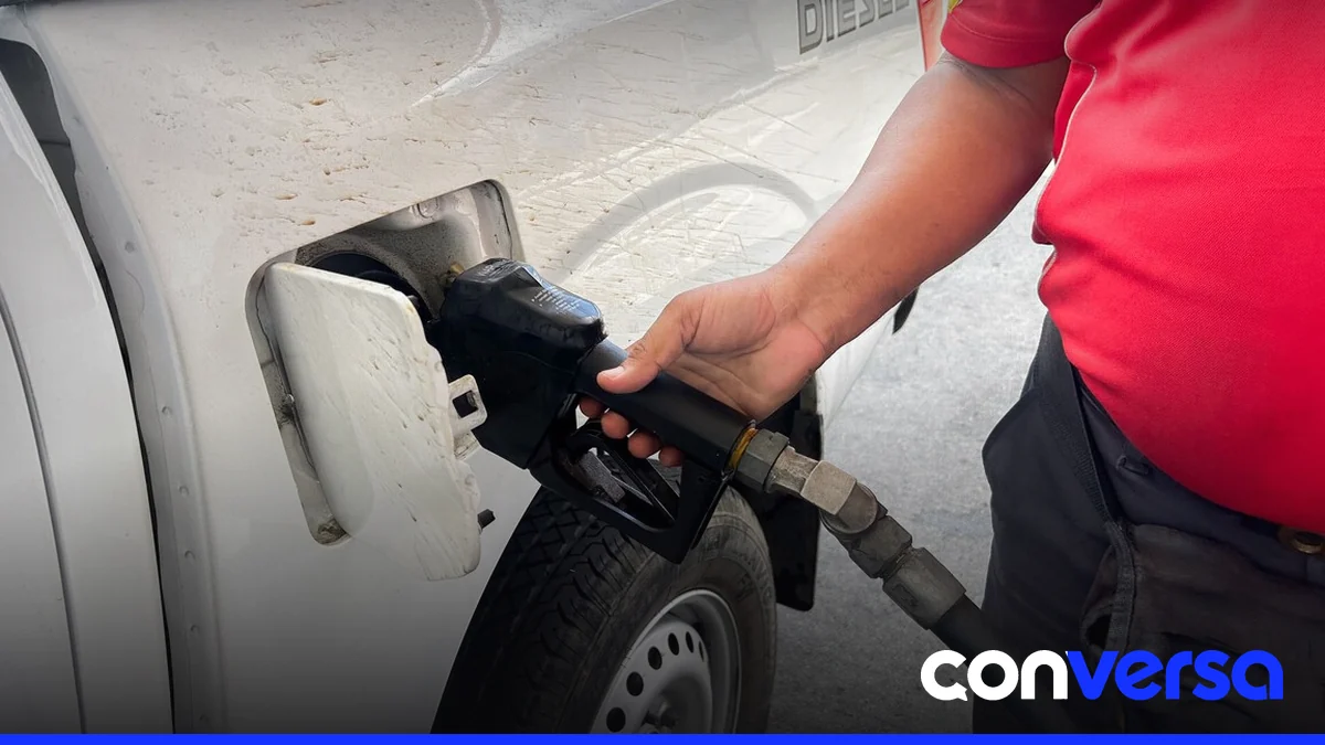Imagen de un depósito de combustible en la República Dominicana.