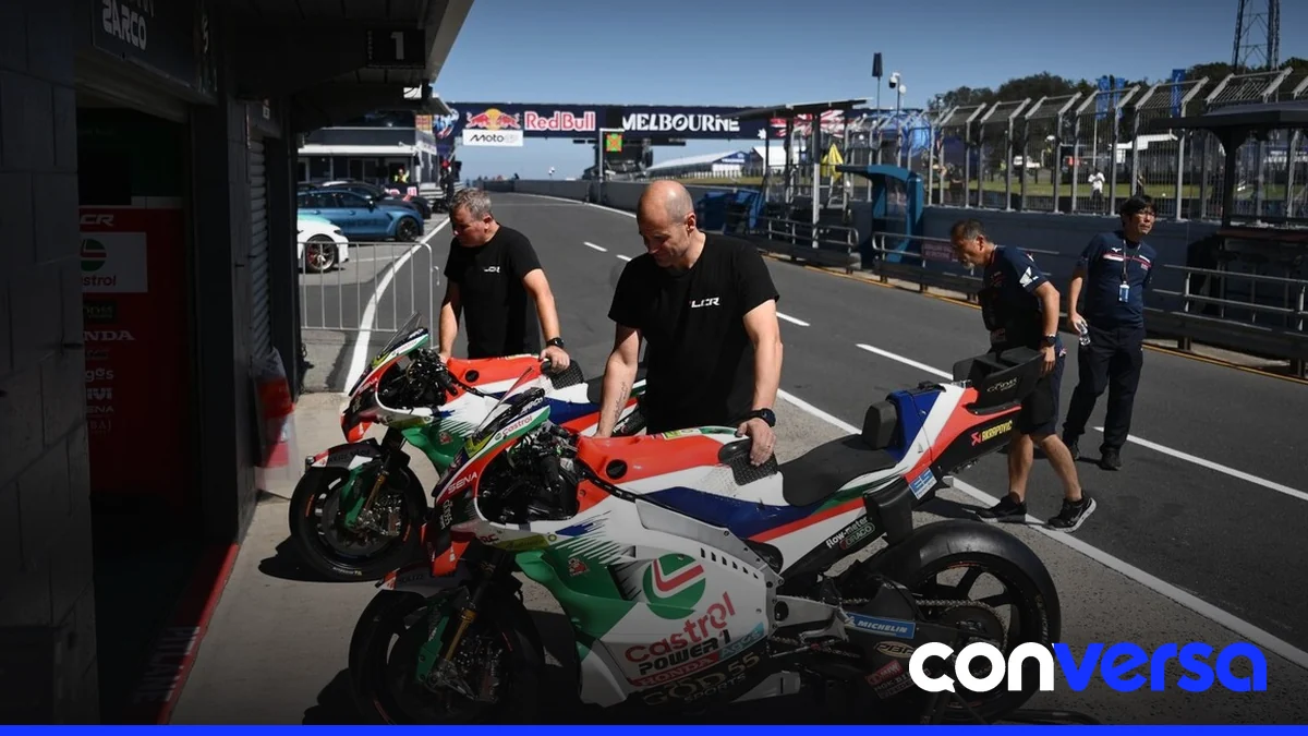 Pilotos de MotoGP en una carrera en el circuito de Phillip Island, Australia.