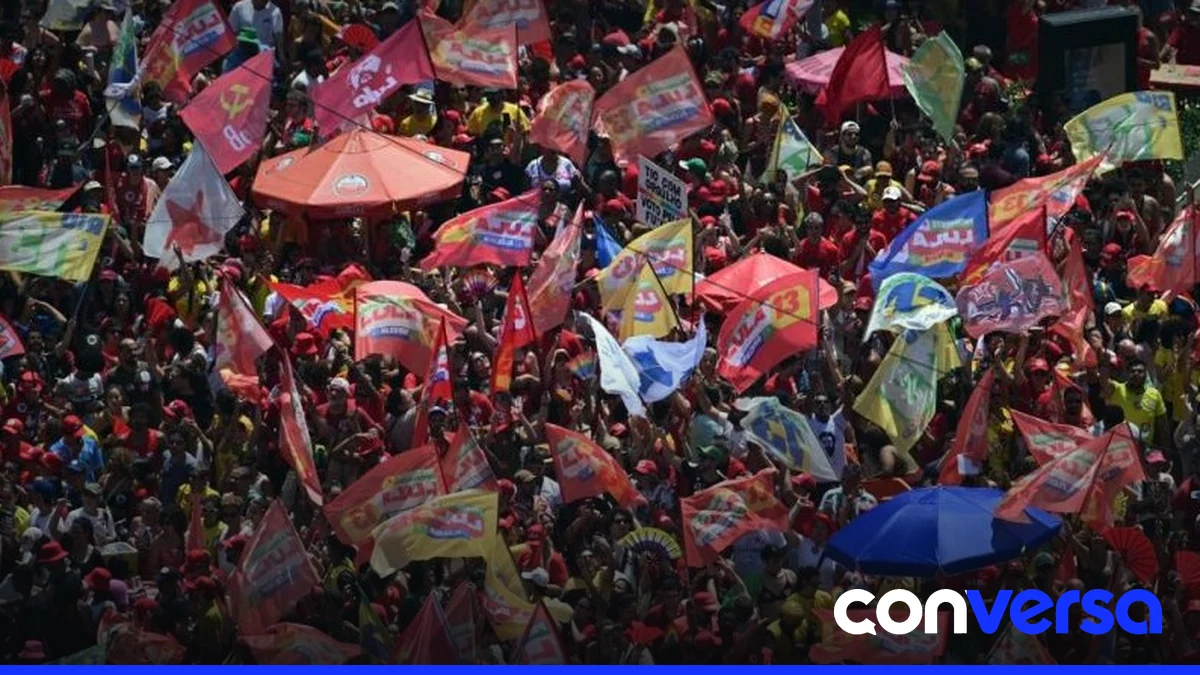 Candidatos brasileños participan en actos finales de su campaña presidencial.