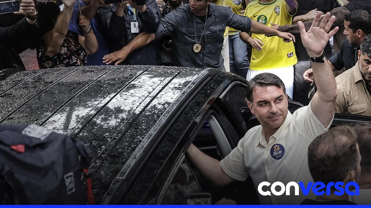 Flávio Bolsonaro, el candidato derrotado en las elecciones brasileñas, llegó a Estados Unidos, según medios.