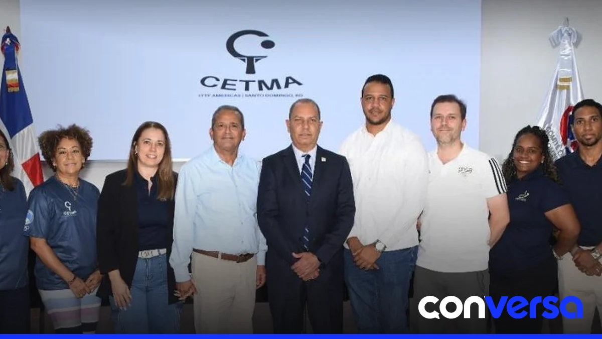 Atletas y entrenadores participan en la apertura del Centro de Capacitación y Desarrollo de América en el Parque del Este.