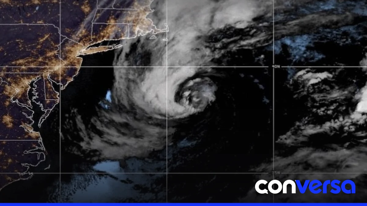 Imagen de la costa este de Estados Unidos bajo la influencia del sistema extratropical Josephine.