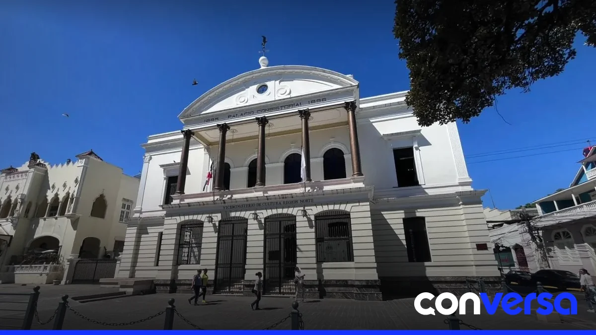 Imagen del Palacio Consistorial en Santiago de los Caballeros.