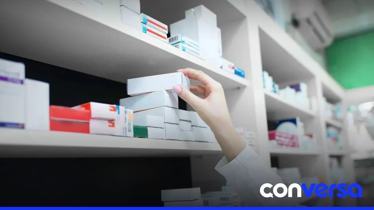 Paciente recibe tratamiento en centro de salud.