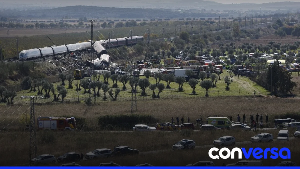 Foto de la vía ferroviaria en Toledo donde ocurrió el choque entre un AVE y un tren de Iryo.