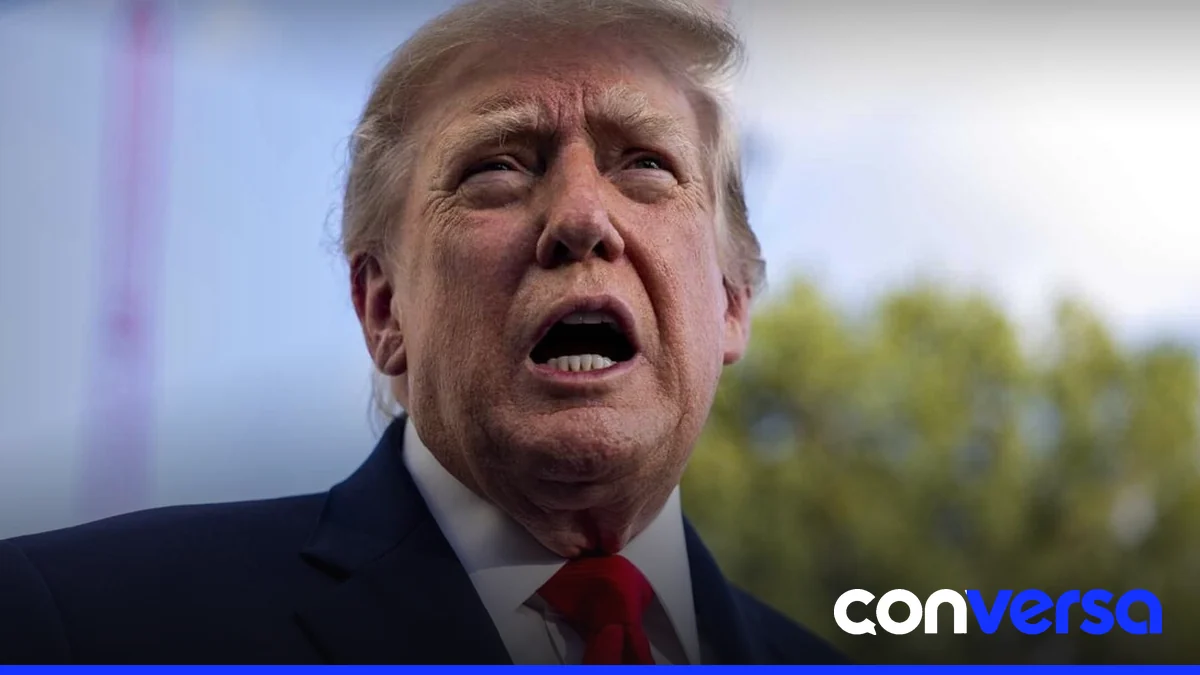 Manifestante expulsado de mitin durante el evento de Trump en Ohio.